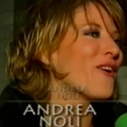 - Transparentan pezones a Andrea Noli